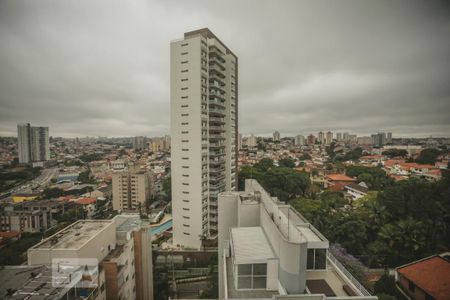 Apartamento à venda com 210m², 4 quartos e 3 vagas Apartamento à venda com 210m², 4 quartos e 3 vagasVista