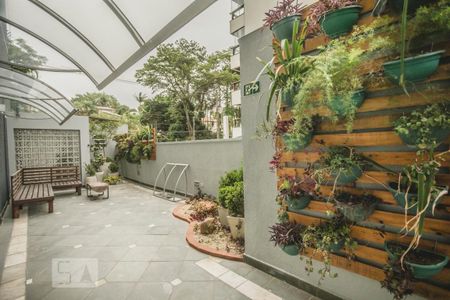 Apartamento à venda com 210m², 4 quartos e 3 vagas Apartamento à venda com 210m², 4 quartos e 3 vagasÁrea comum