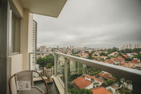 Apartamento à venda com 210m², 4 quartos e 3 vagas Apartamento à venda com 210m², 4 quartos e 3 vagasVaranda