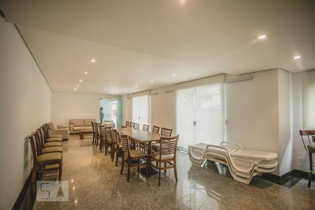 Apartamento à venda com 210m², 4 quartos e 3 vagas Apartamento à venda com 210m², 4 quartos e 3 vagasÁrea comum - Salão de festas