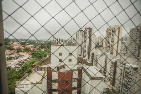 Apartamento à venda com 210m², 4 quartos e 3 vagas Apartamento à venda com 210m², 4 quartos e 3 vagasVista