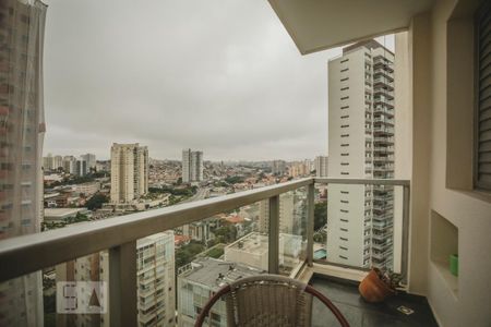 Apartamento à venda com 210m², 4 quartos e 3 vagas Apartamento à venda com 210m², 4 quartos e 3 vagasVaranda