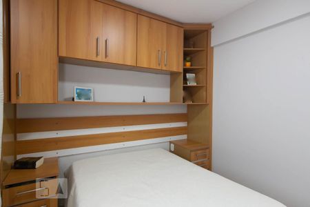 Apartamento à venda com 57m², 3 quartos e 1 vagaQuarto 2