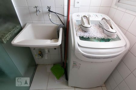 Apartamento à venda com 57m², 3 quartos e 1 vagaÁrea de Serviço