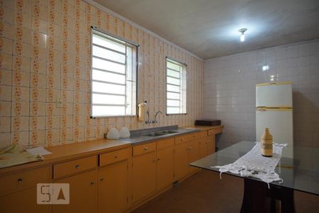 Casa à venda com 340m², 5 quartos e 3 vagasCozinha 1