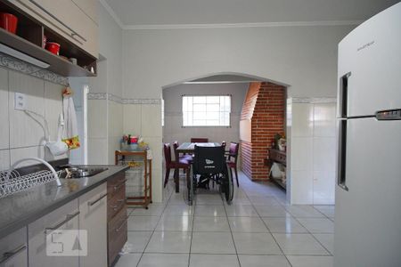 Casa à venda com 340m², 5 quartos e 3 vagasCozinha 2