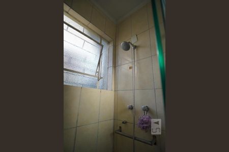 Casa à venda com 340m², 5 quartos e 3 vagasBanheiro 2