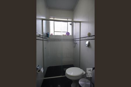 Casa à venda com 340m², 5 quartos e 3 vagasBanheiro 3