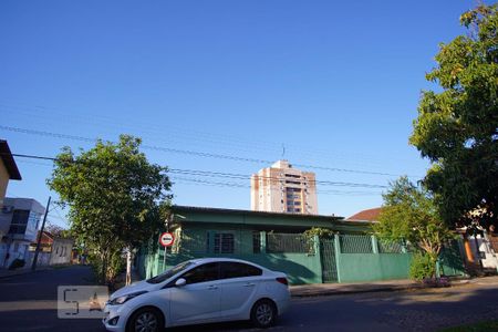 Casa à venda com 340m², 5 quartos e 3 vagasFachada