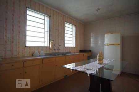Casa à venda com 340m², 5 quartos e 3 vagasCozinha 1