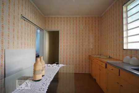 Casa à venda com 340m², 5 quartos e 3 vagasCozinha 1