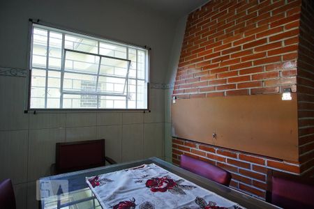 Casa à venda com 340m², 5 quartos e 3 vagasChurrasqueira