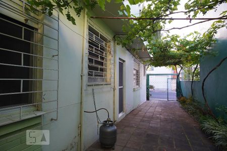 Casa à venda com 340m², 5 quartos e 3 vagasLateral da Casa