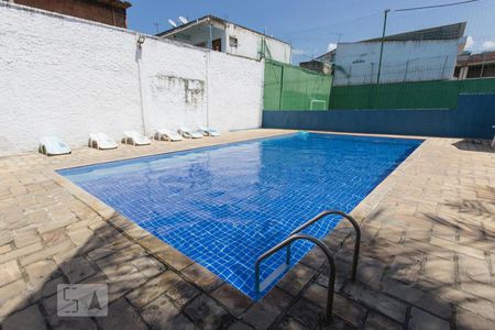 Apartamento à venda com 60m², 3 quartos e 1 vaga Apartamento à venda com 60m², 3 quartos e 1 vagaPiscina