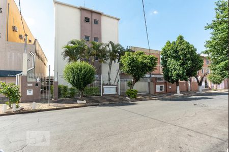 Apartamento à venda com 75m², 2 quartos e 1 vaga Apartamento à venda com 75m², 2 quartos e 1 vagaFachada