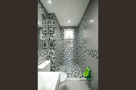 Apartamento à venda com 67m², 2 quartos e 1 vaga Apartamento à venda com 67m², 2 quartos e 1 vagaBanheiro