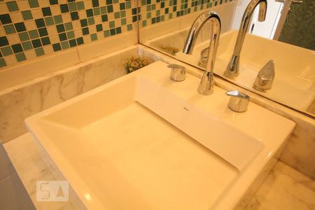 Apartamento à venda com 67m², 2 quartos e 1 vaga Apartamento à venda com 67m², 2 quartos e 1 vagaBanheiro Quarto 2 - Suíte