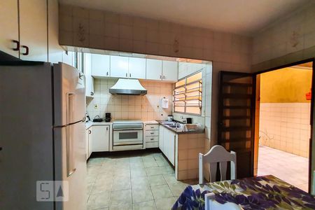 Casa à venda com 450m², 5 quartos e 2 vagasCozinha