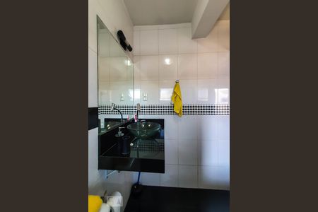 Casa à venda com 450m², 5 quartos e 2 vagasBanheiro Suíte 2