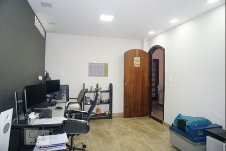 Casa à venda com 250m², 3 quartos e 2 vagasQuarto 2