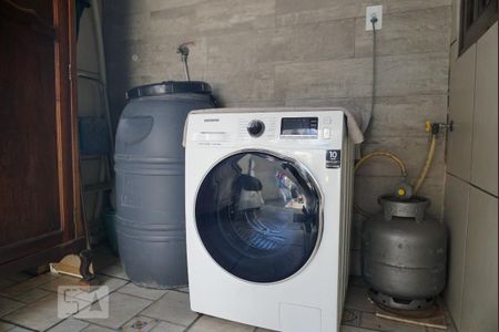 Casa à venda com 250m², 3 quartos e 2 vagasLavanderia