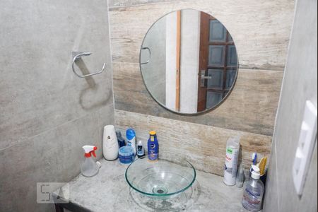 Casa à venda com 250m², 3 quartos e 2 vagasBanheiro