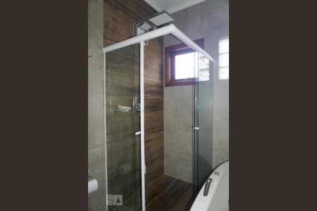 Casa à venda com 250m², 3 quartos e 2 vagasBanheiro da Suíte