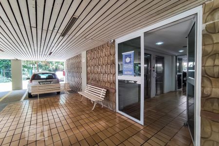 Apartamento à venda com 78m², 3 quartos e 1 vaga Apartamento à venda com 78m², 3 quartos e 1 vagaEntrada