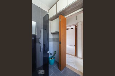 Apartamento à venda com 63m², 2 quartos e sem vaga Apartamento à venda com 63m², 2 quartos e sem vagaBanheiro