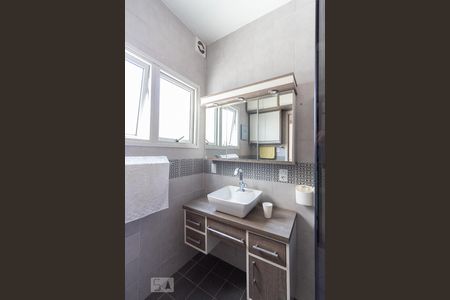 Apartamento à venda com 63m², 2 quartos e sem vaga Apartamento à venda com 63m², 2 quartos e sem vagaBanheiro