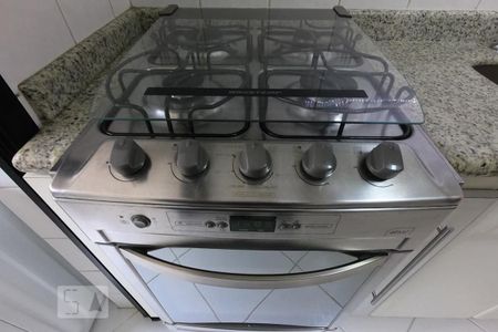 Apartamento à venda com 75m², 2 quartos e 2 vagas Apartamento à venda com 75m², 2 quartos e 2 vagasCozinha