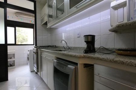 Apartamento à venda com 75m², 2 quartos e 2 vagas Apartamento à venda com 75m², 2 quartos e 2 vagasCozinha