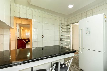Casa à venda com 200m², 3 quartos e 2 vagasCozinha