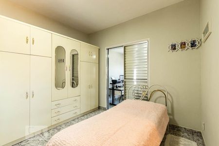 Casa à venda com 200m², 3 quartos e 2 vagasSuíte 2