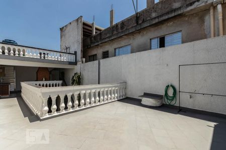 Casa à venda com 200m², 3 quartos e 2 vagasVaranda suíte 1