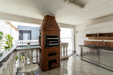 Casa à venda com 200m², 3 quartos e 2 vagasChurrasqueira 