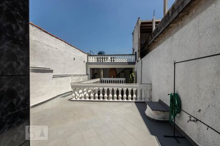 Casa à venda com 200m², 3 quartos e 2 vagasVaranda suíte 1