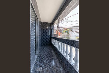 Casa à venda com 200m², 3 quartos e 2 vagasVaranda quarto 3