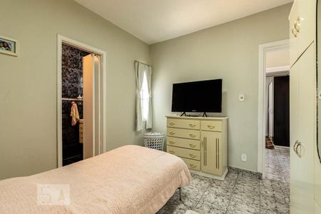 Casa à venda com 200m², 3 quartos e 2 vagasSuíte 2