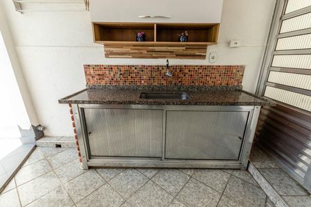 Casa à venda com 200m², 3 quartos e 2 vagasChurrasqueira 