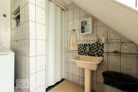 Casa à venda com 200m², 3 quartos e 2 vagasÁrea de serviço 