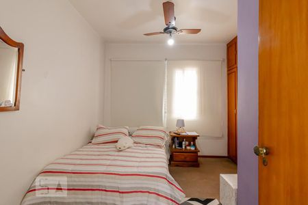 Casa à venda com 288m², 5 quartos e 6 vagas Casa à venda com 288m², 5 quartos e 6 vagasQuarto 3