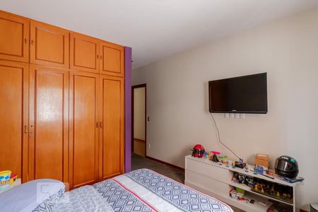 Casa à venda com 288m², 5 quartos e 6 vagas Casa à venda com 288m², 5 quartos e 6 vagasSuíte 2