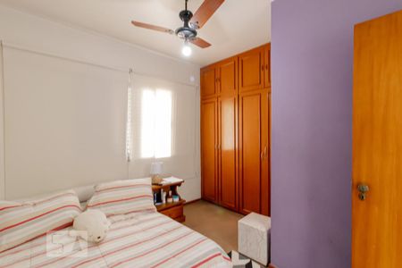 Casa à venda com 288m², 5 quartos e 6 vagas Casa à venda com 288m², 5 quartos e 6 vagasQuarto 3