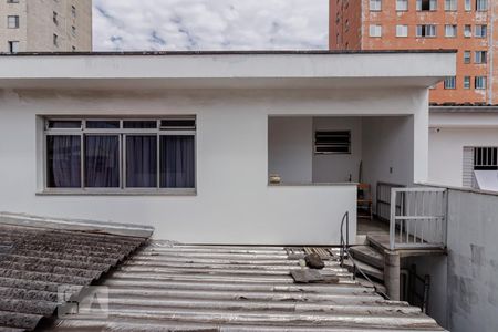 Casa à venda com 288m², 5 quartos e 6 vagas Casa à venda com 288m², 5 quartos e 6 vagasVista da Suíte 2