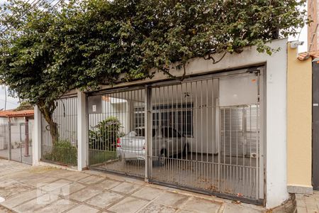 Casa à venda com 288m², 5 quartos e 6 vagas Casa à venda com 288m², 5 quartos e 6 vagasFachada