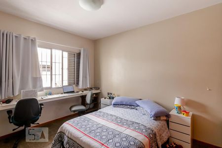 Casa à venda com 288m², 5 quartos e 6 vagas Casa à venda com 288m², 5 quartos e 6 vagasSuíte 2