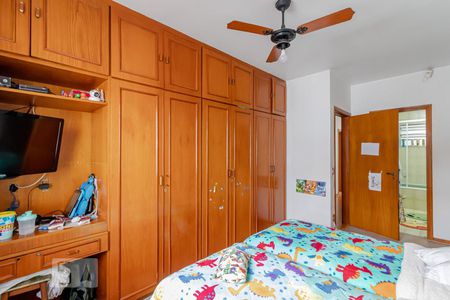 Casa à venda com 288m², 5 quartos e 6 vagas Casa à venda com 288m², 5 quartos e 6 vagasSuíte 1