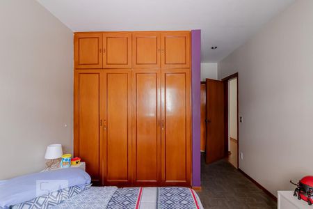 Casa à venda com 288m², 5 quartos e 6 vagas Casa à venda com 288m², 5 quartos e 6 vagasSuíte 2