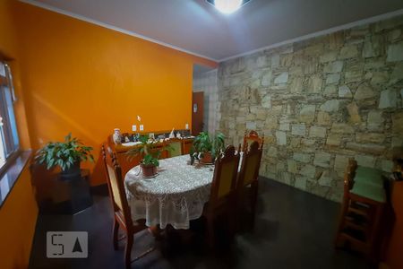 Casa à venda com 450m², 3 quartos e 3 vagasSala Jantar